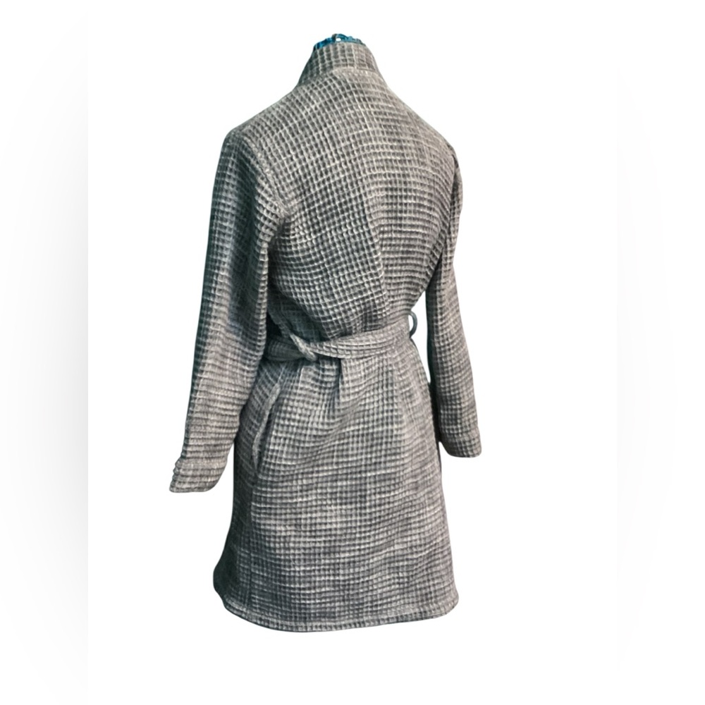 💥PRICE DROP💥 Waffle Robe (2) - Picture 6 of 8